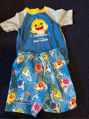 Toddler boys 3T swim trunks & rash guard baby shark